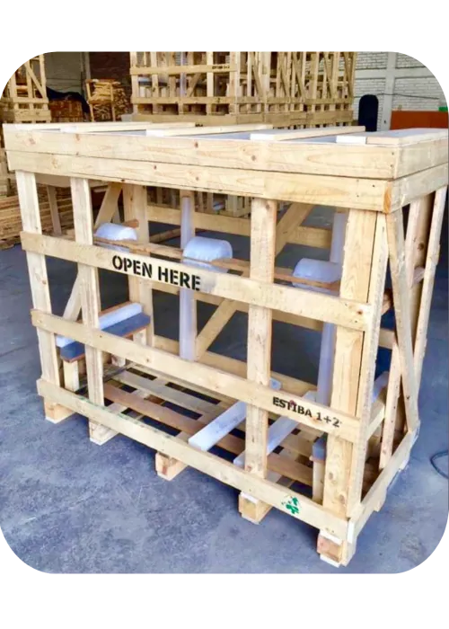 Huacal de madera para producto industrial